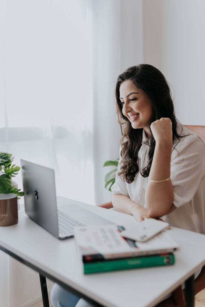 Thais Cripa - Psicóloga